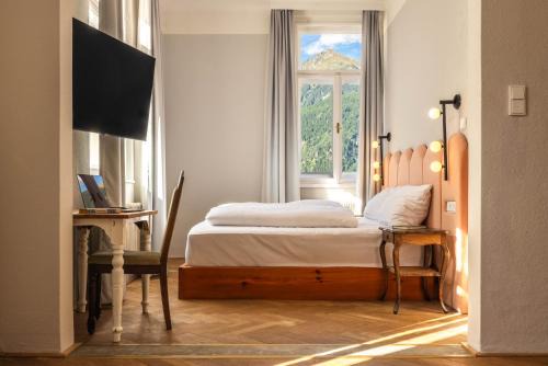 the eighteen86 by keyone