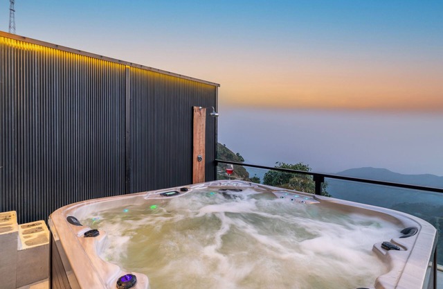 The English Country House