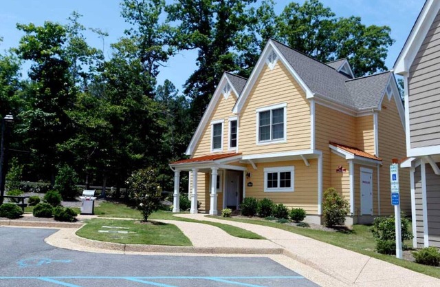 The Estates - 2BR Sleeps 6