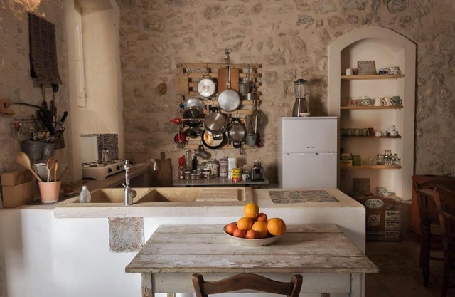 the garden among lemons