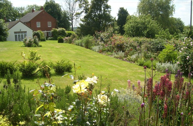 The Hall Farm B & B