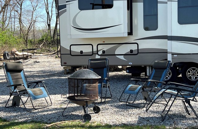 The Henhouse-A Tiny Home on Wheels-Pet Friendly