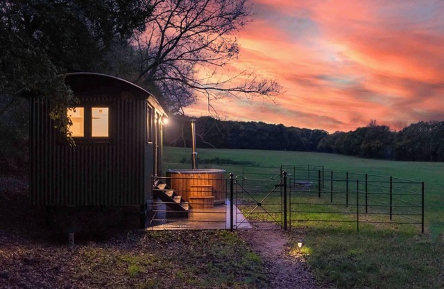 The Holmes Hill Retreat