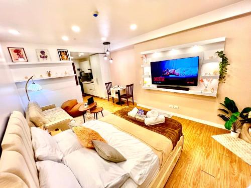 The Hotel Residences at Novotel Suites- Near Rockwell in Makati