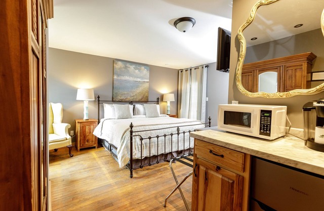 The Inn At Warm Springs