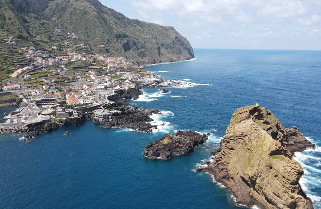 The Jolie Apartments