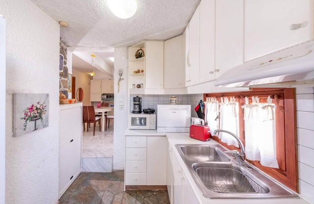 The Kokkini Beach Retreat