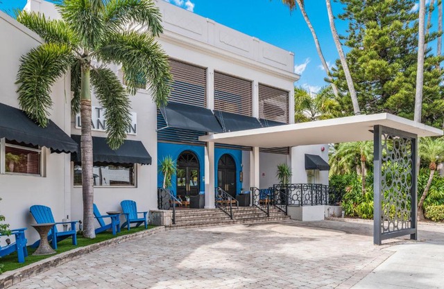 The Landon Bay Harbor-Miami Beach