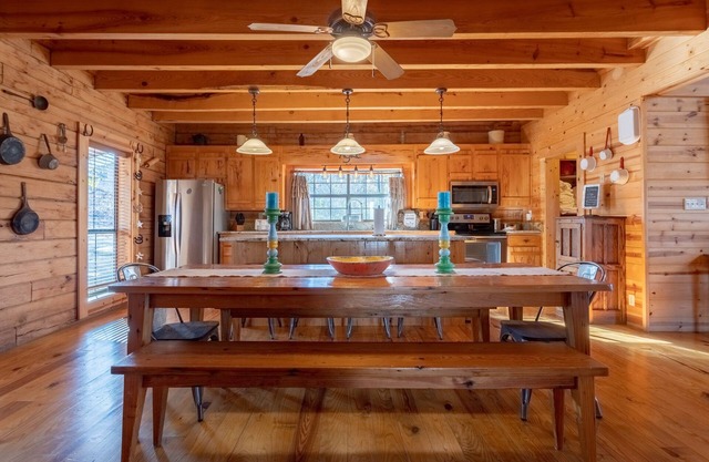 The Lazy K 3 Bedroom Cabin by RedAwning