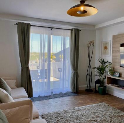 The Meadows Hideaway