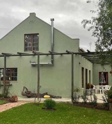 The Minimalist where earth meets stars