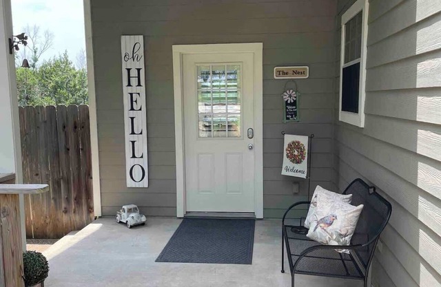 The Nest 1 Bedroom Suite 12 min from Magnolia