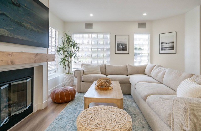 The Oliver - Pacific Beach Hideaway