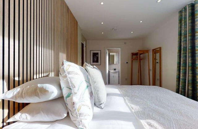The Oxford Lodge Wadham Room
