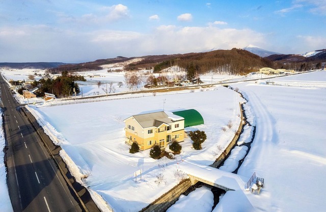 THE PALACE OF NATURE