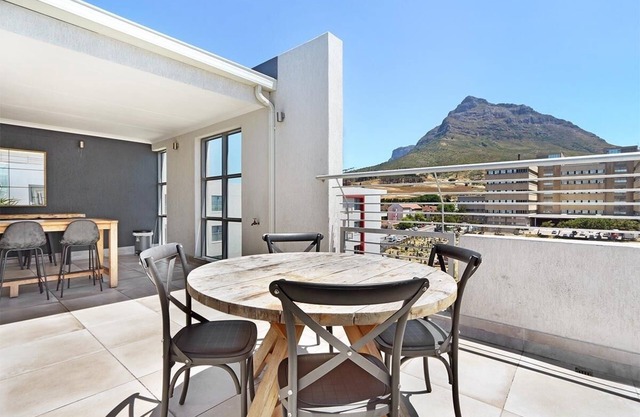 The Paragon 317 - Two Bedroom Apartment, Sleeps 4
