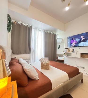 The Residences at Commonwealth Quezon City by Snazzy Staycation