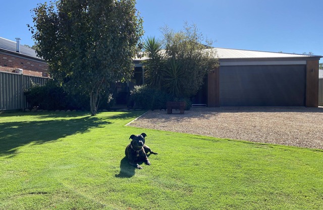 The Retreat - Pet Friendly (Sleeps 8)