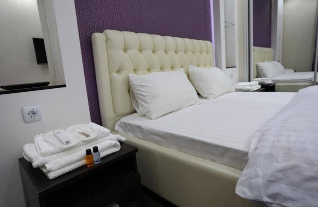 The Rudaki Apartment - Suite with City View 4nn