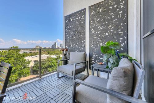 The Skyline Lookout 2 Bd Apt