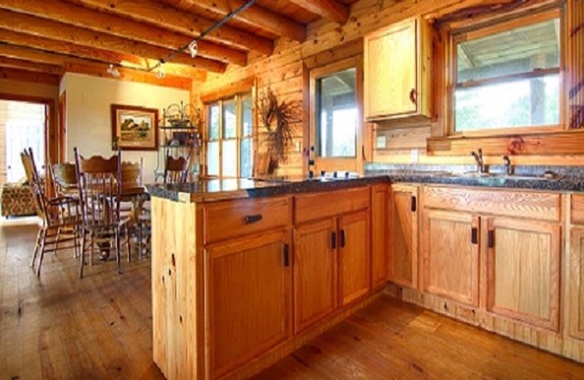 The Smokehouse Lodge and Cabins