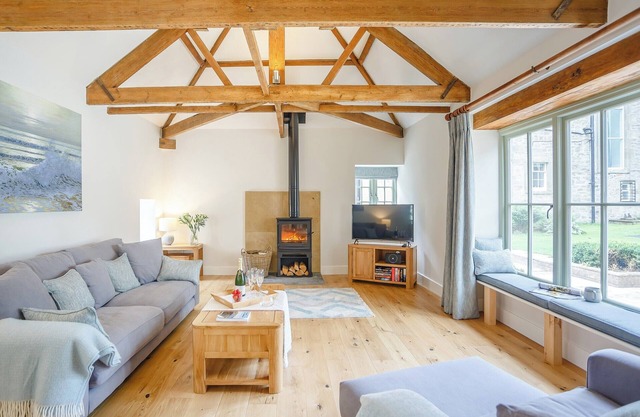 The Stable - UK35021