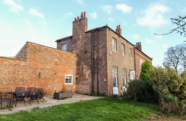 The Stables and West Wing
