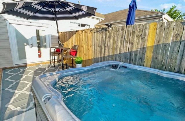 The Stay at Steuben, Hot Tub, 2 houses, 6 BR