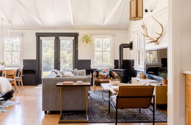 The Studio is a recently renovated 1940's studio overlooking a 1 acre organic farm!