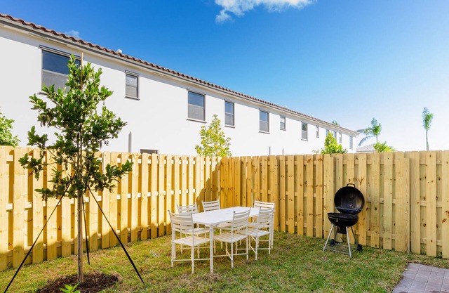 The Sunnyside Glamorous Home 4BR New MIA