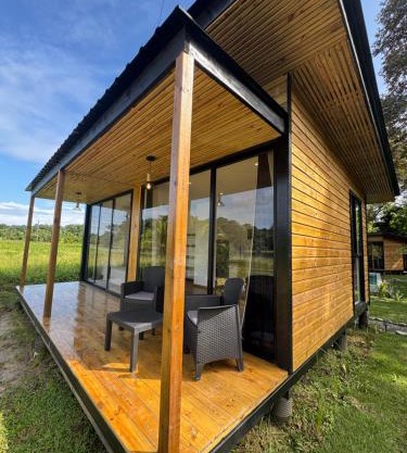 the surf lodge