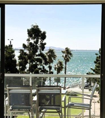 THE WATERFRONT APARTMENTS Family Executive Apartment with Bay Views located on the Geelong Waterfront - 2407