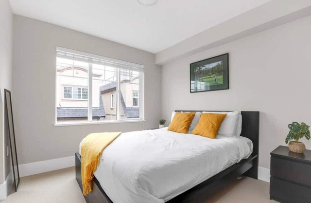 The Yukon - Beautiful 4-Bedroom Townhouse