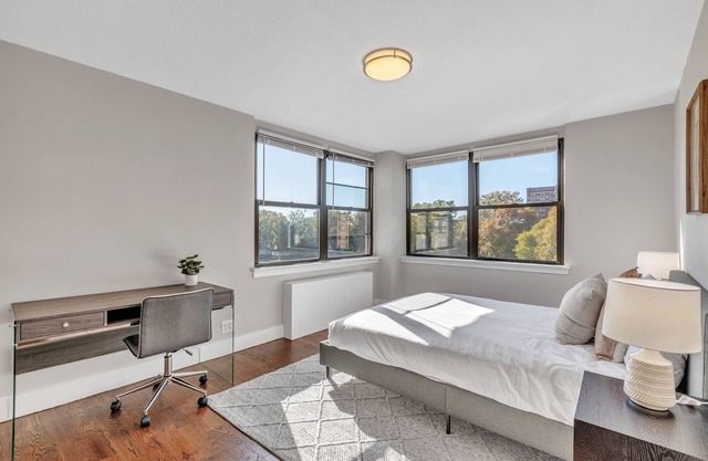 This apartment is a 2 bedroom(s), 1 bathrooms, located in Philadelphia, PA.