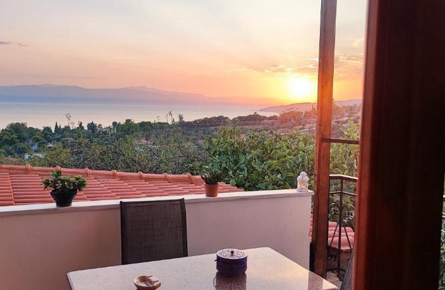 THOMAS VIEW Εξοχικό σπίτι με θέα στη θάλασσα