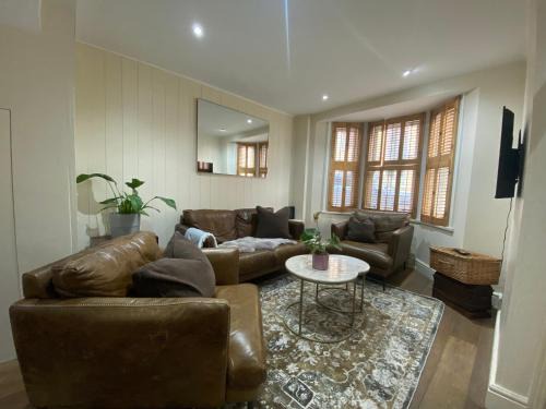 Three Bedroom House in Central Richmond