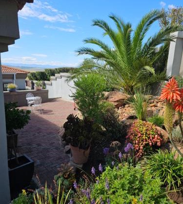 Three Stones Executive Apartments