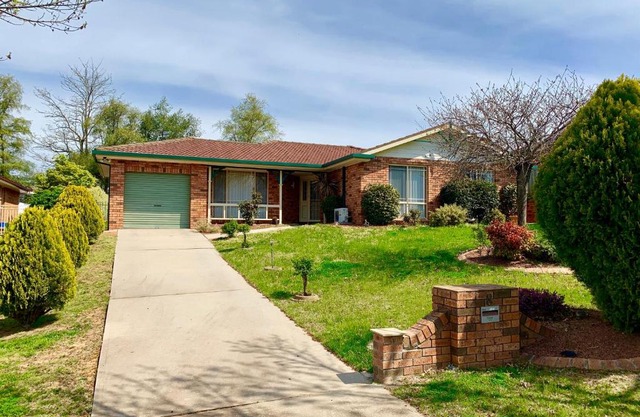 Tidy Home in a Leafy Suburb, Great Location