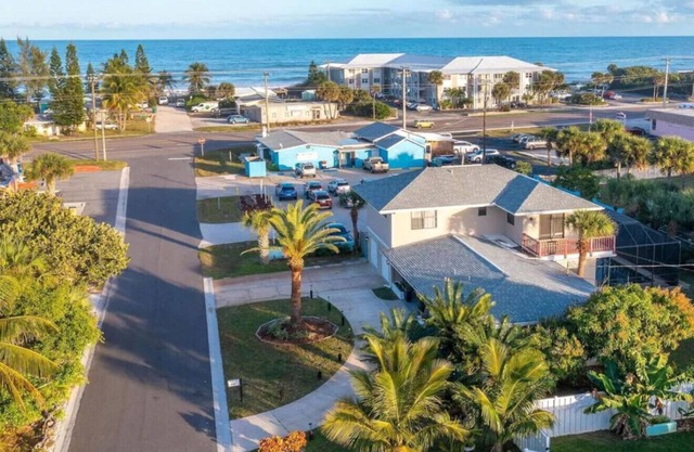 TIKI BLUE SOUTH: Walk to Beach + Heated Pool