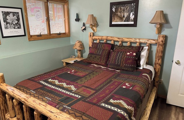 Timber Wolf Resort & Jeep Rentals