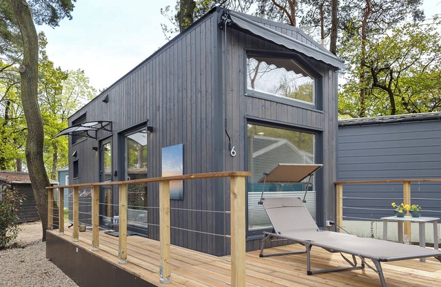 Tiny Home 'Tiny House Nr 6' with Private Terrace, Wi-Fi and Air Conditioning