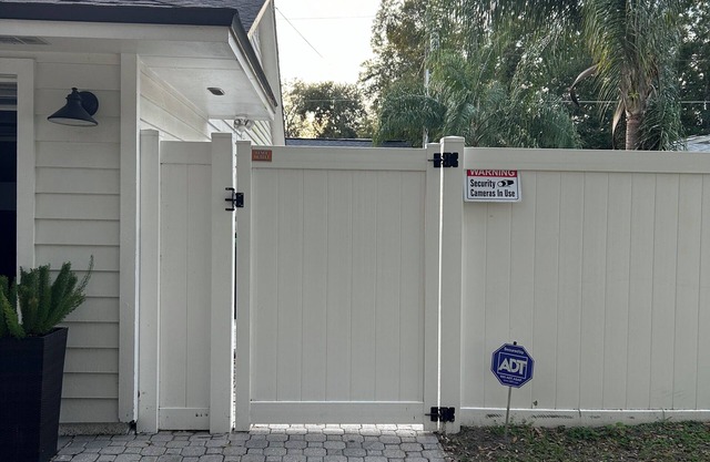 Tiny House 1-bedroom apartment in beautiful Orlando with AC