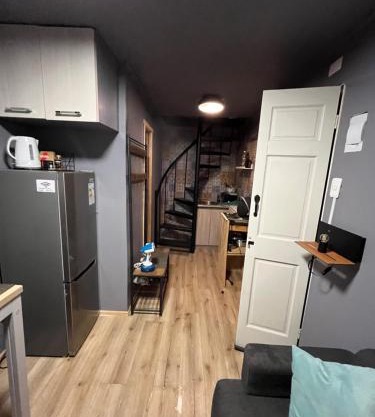 Tiny house