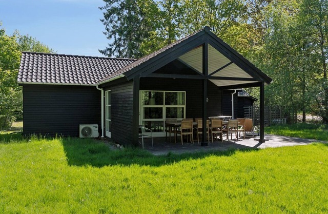 "Tomine" - 40km to the fjord by Interhome