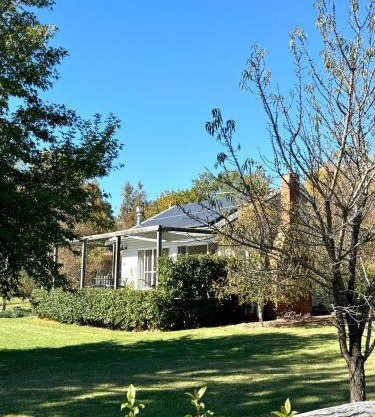 Toms Cottage - "Wilgowrah" -A Country Escape