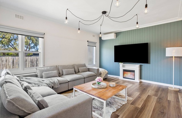 Tootgarook Beach retreat today and experience the epitome of beachside luxury