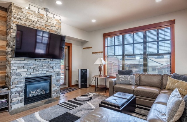 Top Floor Gorgeous 2BR/2BA Unit in The Village with Great View!