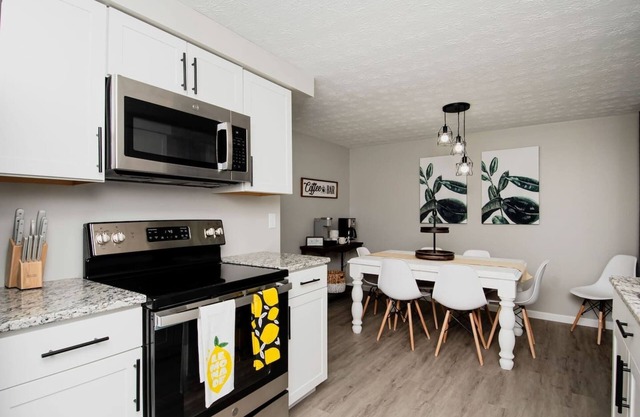 Top Listing-15 min to Downtown, WPAFB, Airport