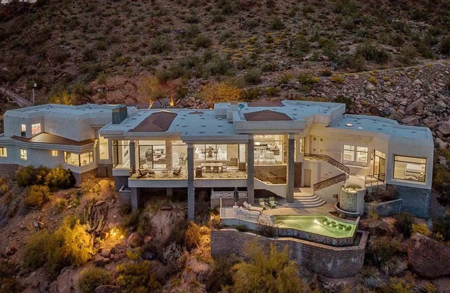 Top Shelf Manor - A Luxury Estate w/Unforgettable Views!