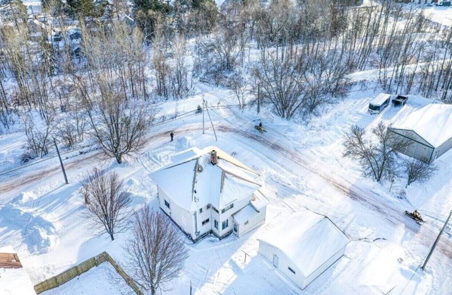 Trails Edge Escape- On the Ironwood/Hurley Border